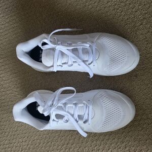 Adidas Avaluxe Tennis Shoes